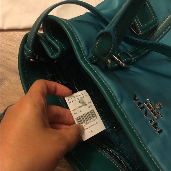 Prada used bag - Picture 2 of 6